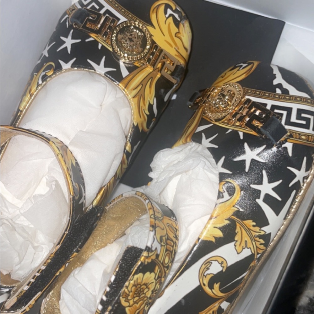 COPY - 4c infant Versace flats